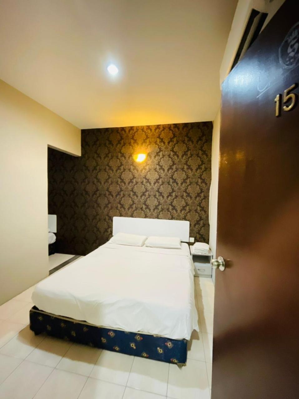 M Hotel Johor Bahru Dış mekan fotoğraf